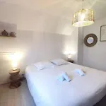 La Ribambelle - Terrain De Petanque Et Barbecue