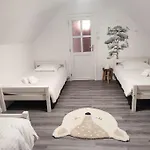 Holiday home La Ribambelle - Terrain De Petanque Et Barbecue Tendon