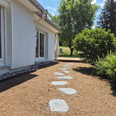 La Ribambelle - Terrain De Petanque Et Barbecue