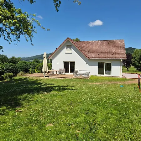 La Ribambelle - Terrain De Petanque Et Barbecue